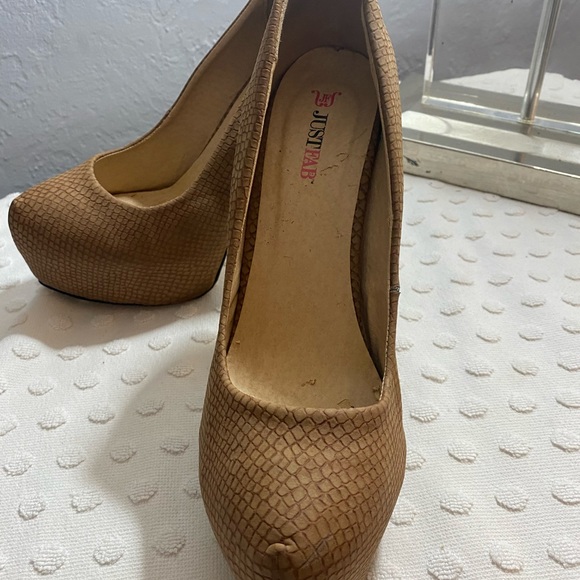 Just Fab Tan Reptile Print Skyla Heel - Picture 12 of 16